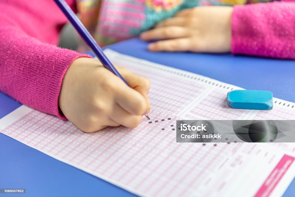 istockphoto 1088507852 1024x1024 2 UPP Constable Answer key 2024: यूपी सिपाही भर्ती परीक्षा की उत्तर कुंजी जारी ?